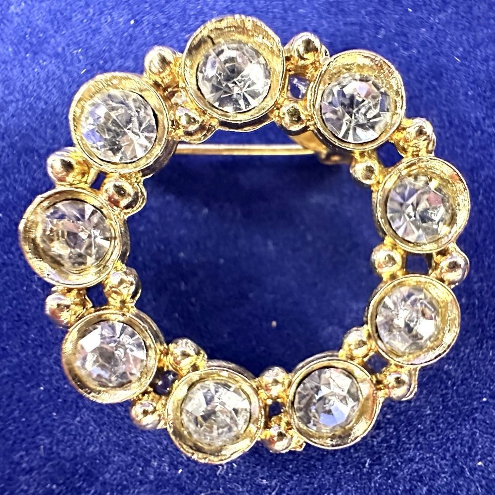 Vintage Silver Tone Rhinestone Wreath Brooch/Pin 1 3/4 in Diameter